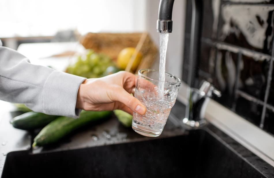 PFAS : Votre Eau du Robinet Est-Elle Contaminée ?